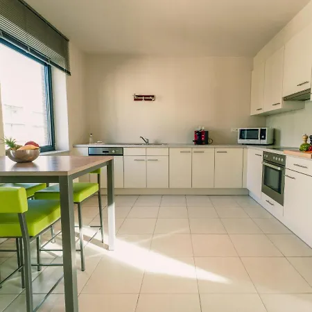 דירה Rooftop Breeze With Parking By Interhome *