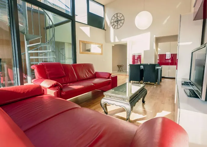 Rooftop Breeze With Parking By Interhome Apartamento